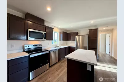 299 Octopus Avenue NE, Ocean Shores, WA 98569 - Photo 8