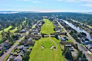 299 Octopus Ave NE, Ocean Shores, WA 98569 - Photo 2