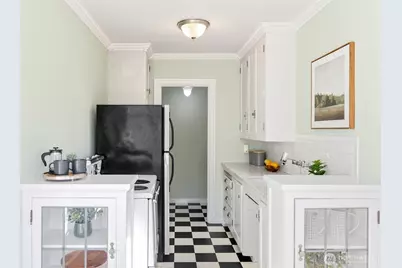 220 W Olympic Place #104, Seattle, WA 98119 - Photo 8