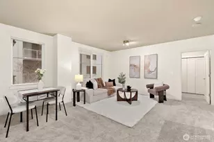 81 Clay St, Seattle, WA 98121 - Photo 10