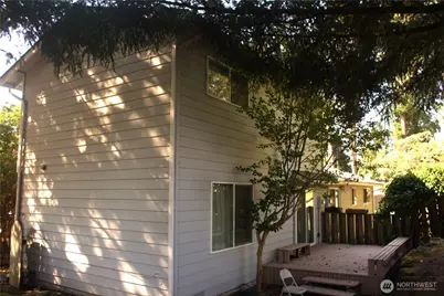 313 & 315 146th Place NE, Bellevue, WA 98007 - Photo 8