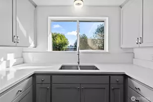 8809 Meadow Rd SW, Lakewood, WA 98499 - Photo 10