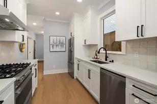 2139 N 62nd St, Seattle, WA 98103 - Photo 12