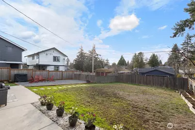 8451 30th Avenue SW, Seattle, WA 98126 - Photo 32