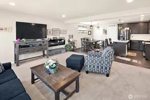 8691 54th St NE, Marysville, WA 98270 - Photo 4