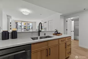 2600 2nd Ave, Seattle, WA 98121 - Photo 12