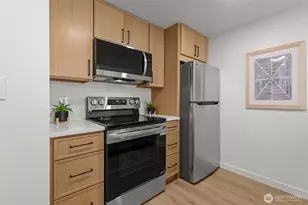 2600 2nd Ave, Seattle, WA 98121 - Photo 10