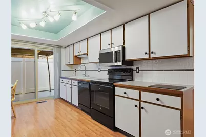 1939 F Street SE #12, Auburn, WA 98354 - Photo 8