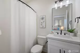 619 S 35th St, Tacoma, WA 98418 - Photo 20