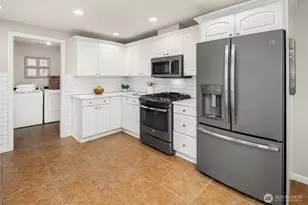 922 208th Ave NE, Sammamish, WA 98074 - Photo 8