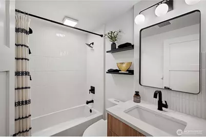 7106 32nd Avenue SW, Seattle, WA 98126 - Photo 16