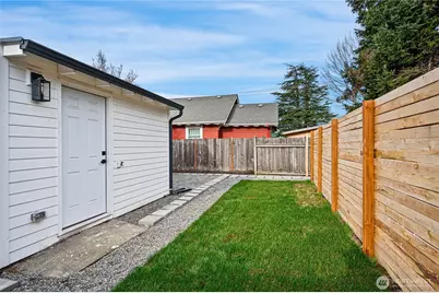 7106 32nd Avenue SW, Seattle, WA 98126 - Photo 22