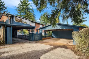 9802 15th Ave NE, Seattle, WA 98115 - Photo 36