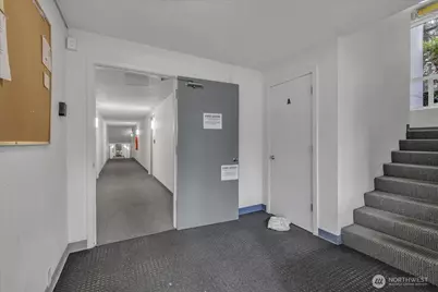 12631 NE 9th Place #C305, Bellevue, WA 98005 - Photo 4