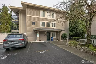 12631 NE 9th Place #C305, Bellevue, WA 98005 - Photo 2