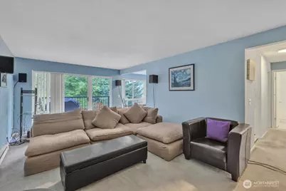 12631 NE 9th Place #C305, Bellevue, WA 98005 - Photo 6