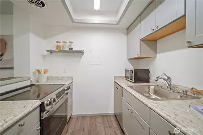 14650 NE 32nd Street #A-11, Bellevue, WA 98007 - Photo 12