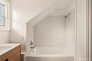 604 Academy St, Kelso, WA 98626 - Photo 14