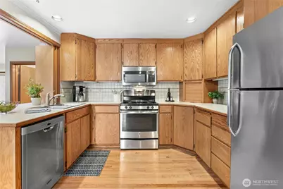 12962 SE 23rd Street, Bellevue, WA 98005 - Photo 12