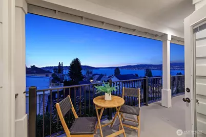 7908 S Lakeridge Drive, Seattle, WA 98178 - Photo 2