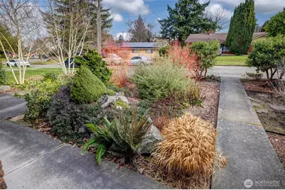 9615 58th Avenue S, Seattle, WA 98118 - Photo 4