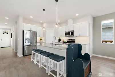 9702 5th Lane SW #9, Seattle, WA 98106 - Photo 4