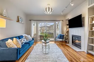 11895 NE 163rd Pl, Bothell, WA 98011 - Photo 2