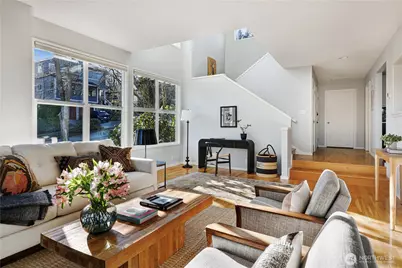 2610 E Helen Street, Seattle, WA 98112 - Photo 4