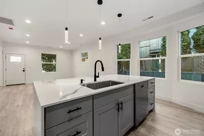 1131 S 6th Street, Mount Vernon, WA 98273 - Photo 16