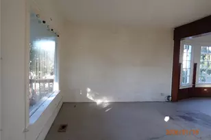 237 13th St, Raymond, WA 98577 - Photo 14