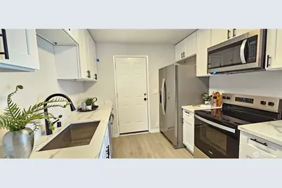 28 S Arizona Avenue, Tacoma, WA 98409 - Photo 8