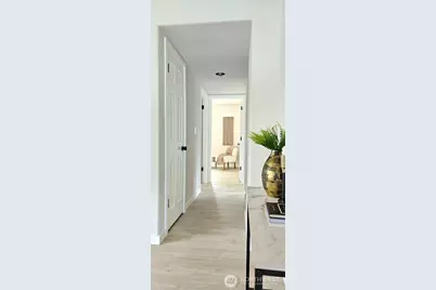 28 S Arizona Avenue, Tacoma, WA 98409 - Photo 10