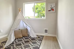 28 S Arizona Ave, Tacoma, WA 98409 - Photo 12