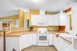 920 E Mason Lake Dr E, Grapeview, WA 98546 - Photo 20