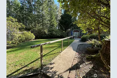 920 E Mason Lake Drive E, Grapeview, WA 98546 - Photo 2