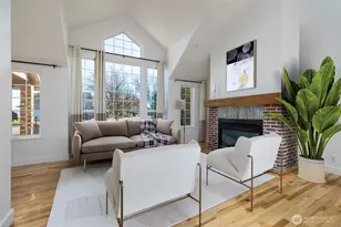 2419 SW Capital Dr, Oak Harbor, WA 98277 - Photo 4