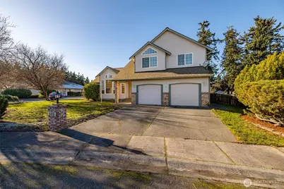 2419 SW Capital Drive, Oak Harbor, WA 98277 - Photo 2