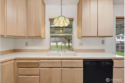 2938 Maple Street, Longview, WA 98632 - Photo 8