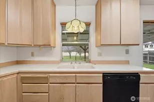 2938 Maple St, Longview, WA 98632 - Photo 8