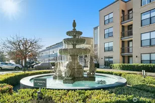 201 Galer St, Seattle, WA 98109 - Photo 2