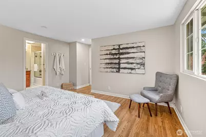 12412 NE 4th Place, Bellevue, WA 98005 - Photo 24