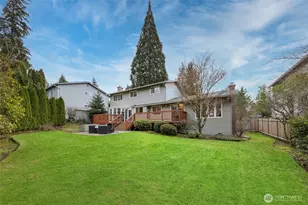 12412 NE 4th Pl, Bellevue, WA 98005 - Photo 20