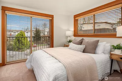 6537 34th Avenue SW, Seattle, WA 98126 - Photo 10