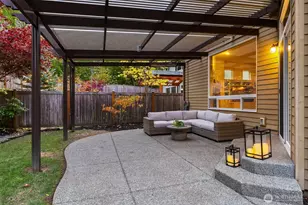 27135 SE 13th St, Sammamish, WA 98075 - Photo 4