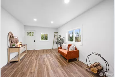 1490 Armstrong Street, Raymond, WA 98577 - Photo 10