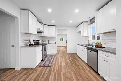 1490 Armstrong Street, Raymond, WA 98577 - Photo 6