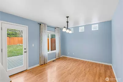 1062 NW Redwing Drive, Oak Harbor, WA 98277 - Photo 10