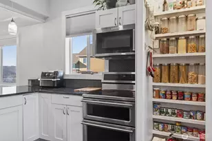 290 Columbia St, Cathlamet, WA 98612 - Photo 6