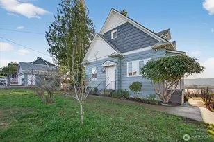 290 Columbia St, Cathlamet, WA 98612 - Photo 32