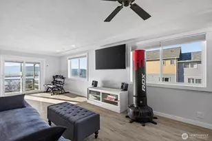 290 Columbia St, Cathlamet, WA 98612 - Photo 8